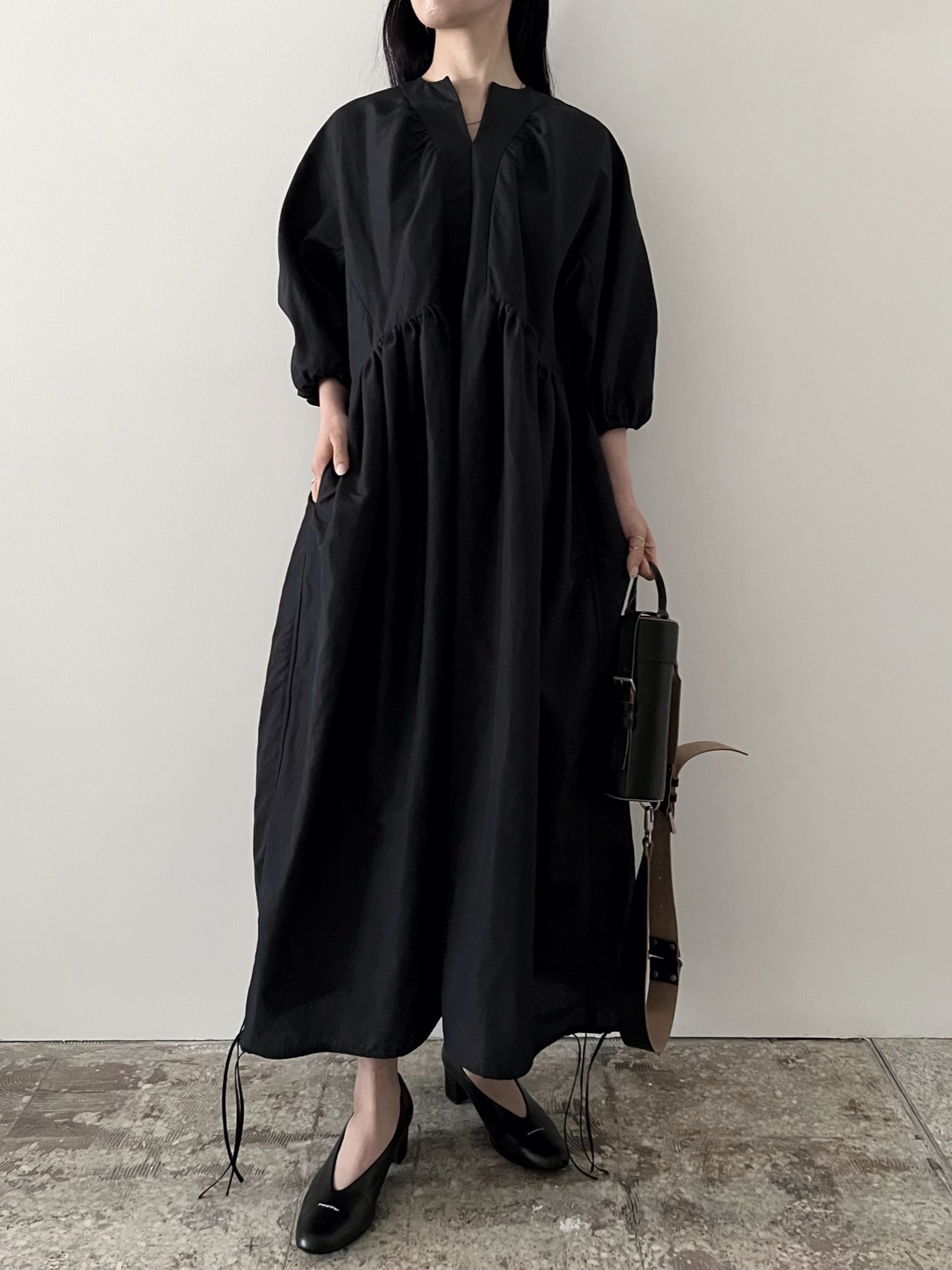 volume sleeve tuck dress | 岐阜県柳ヶ瀬地区にてセレクトショップ phenom