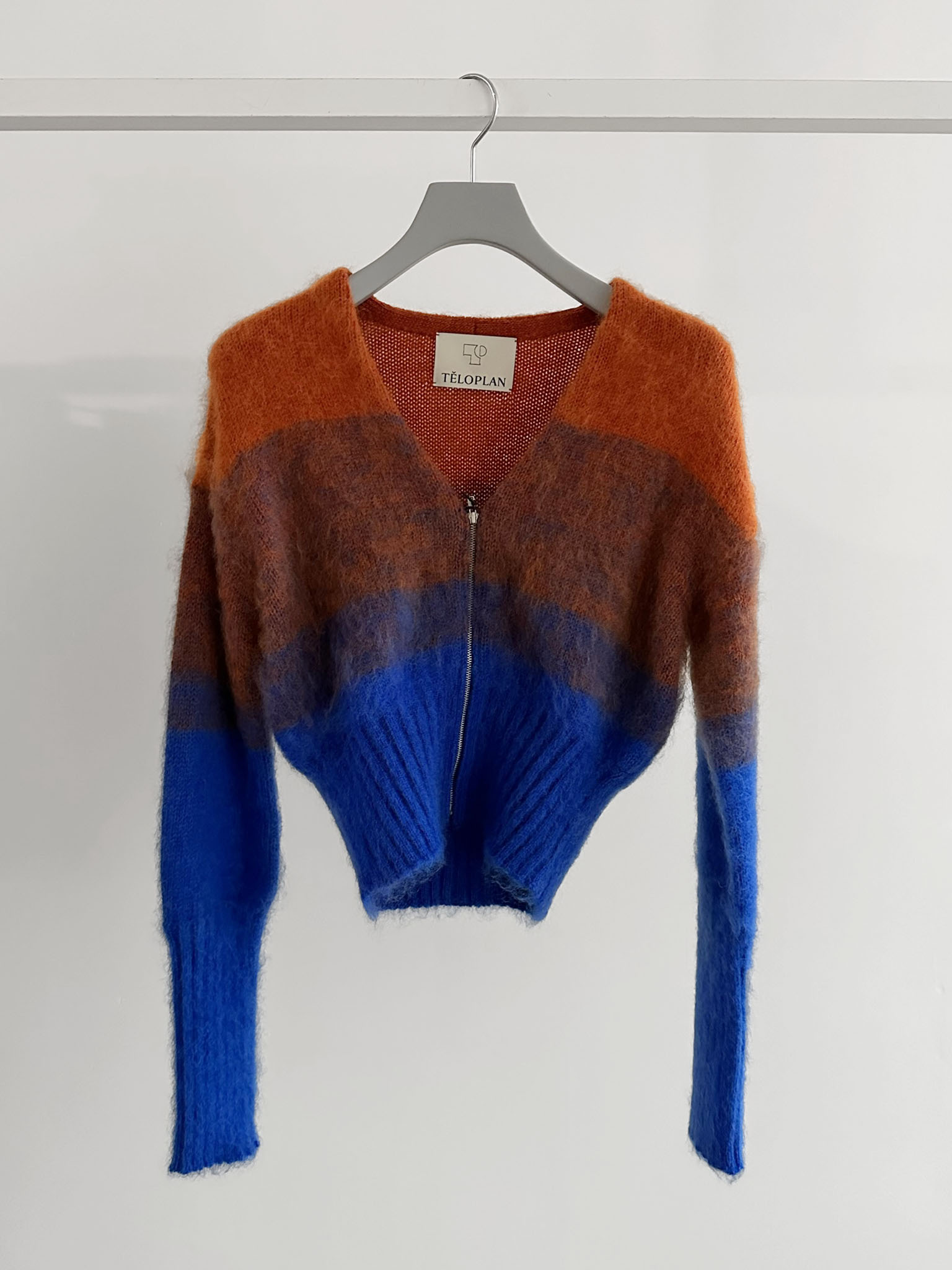 Atitaya Colour Gradient Knit | 岐阜県柳ヶ瀬地区にてセレクト