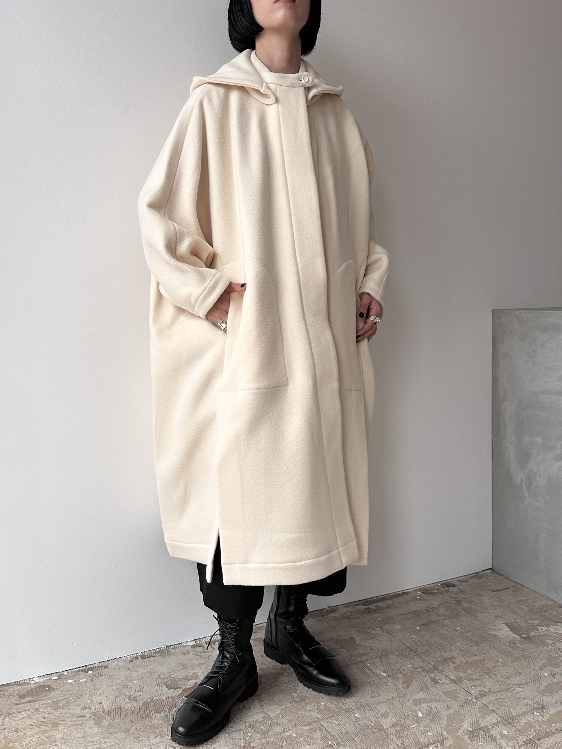 サイズTENNE HANDCRAFTED MODERN  wool cape coat