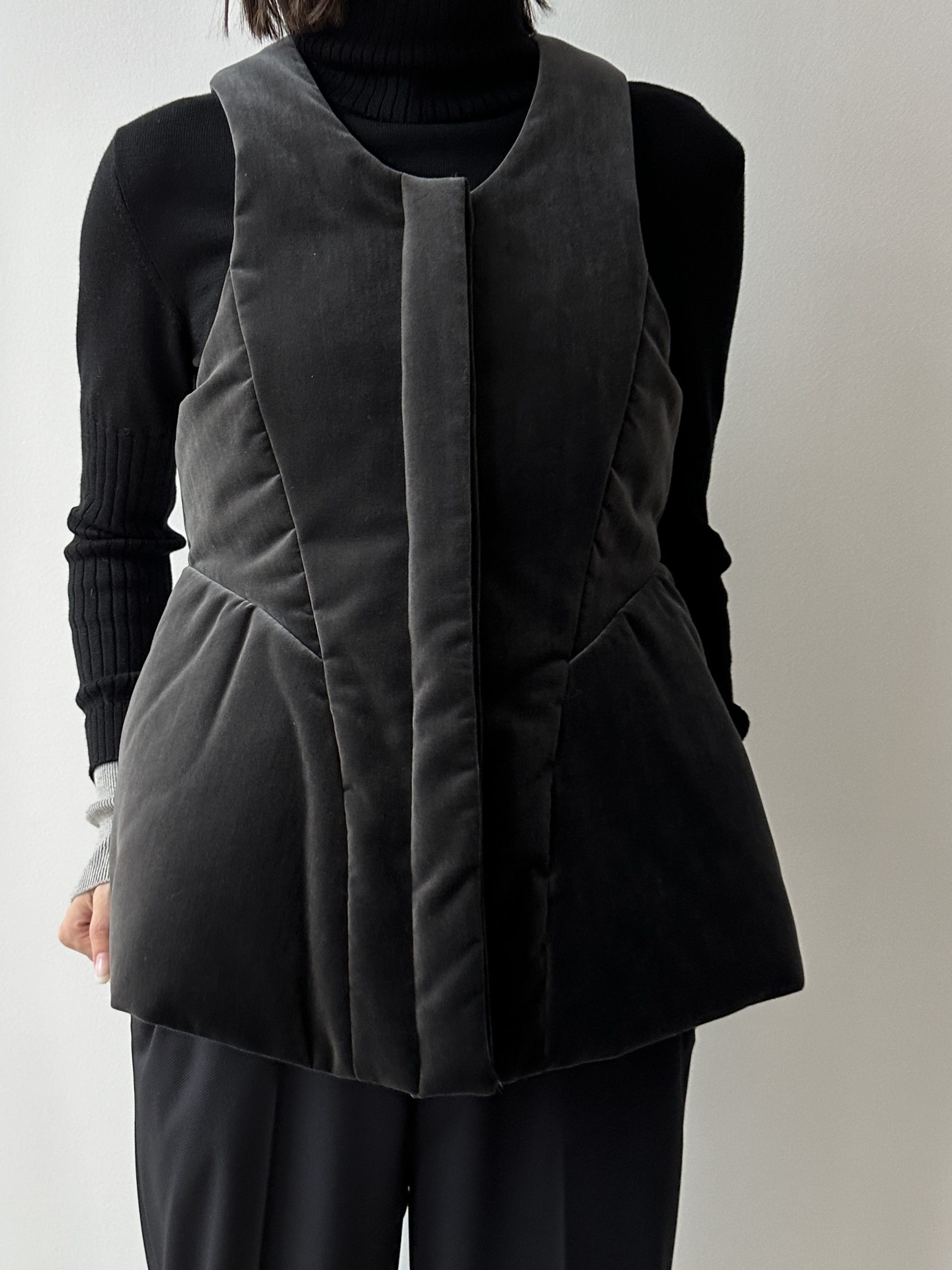 velvet padded vest | 岐阜県柳ヶ瀬地区にてセレクトショップ phenom