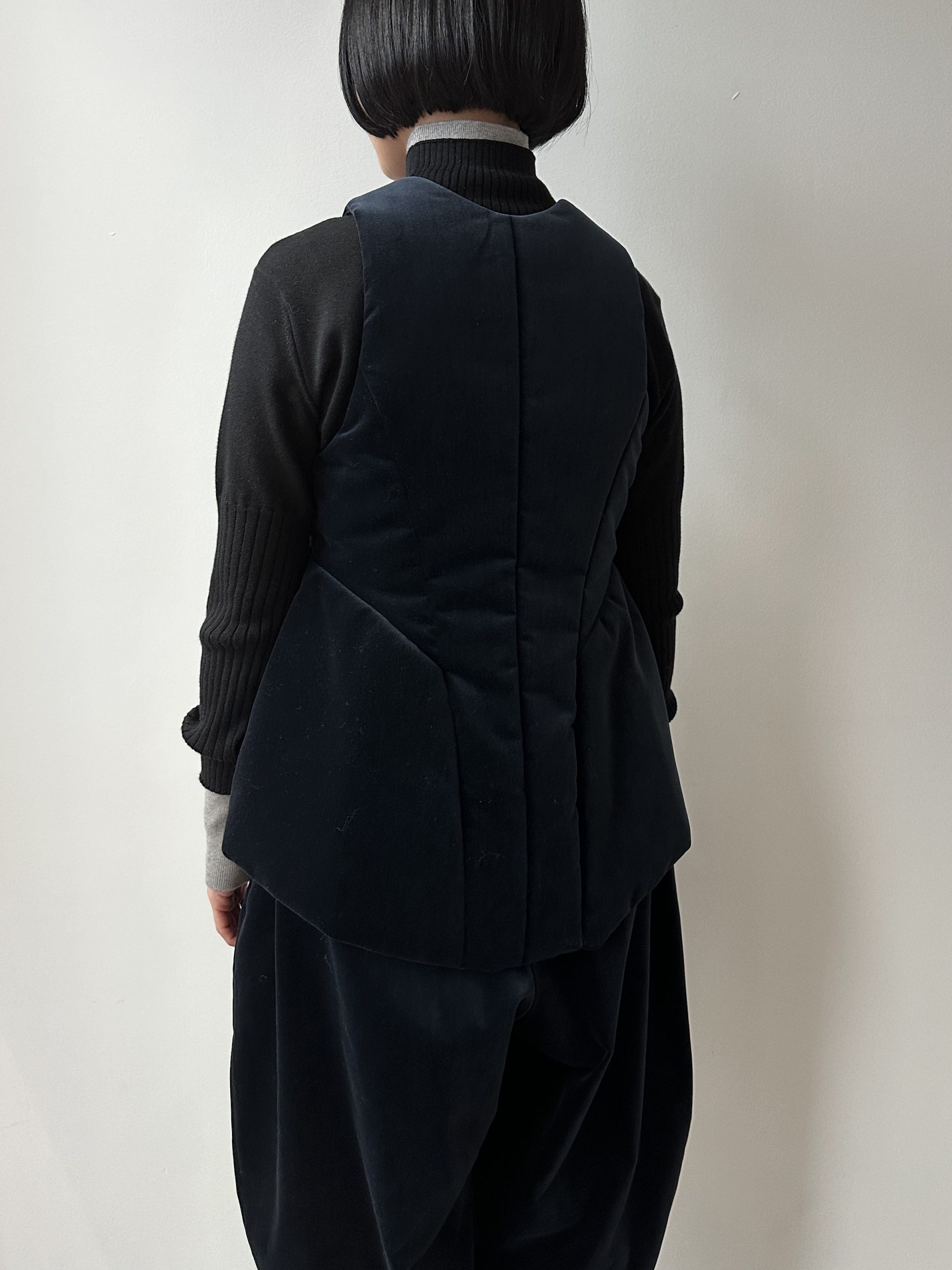 velvet padded vest | 岐阜県柳ヶ瀬地区にてセレクトショップ phenom